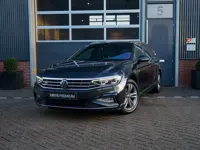 Volkswagen Passat Variant 1.5 TSI R-Line Business +