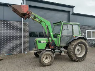 Deutz Fahr 6207C met voorlader