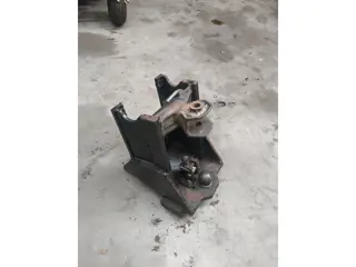 K80 Trekhaak Case CVX New holland TVT Steyr CVT