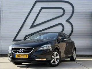 Volvo V40 1.6 T3 Kinetic 2e Eigenaar|Navi|Camera|Trekhaak|Clima|Cruise|D-riem v.v. in 2022|N.A.P|APK