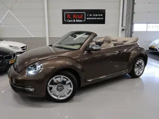 Volkswagen Beetle cabrio 1.2 TSI 70'S Leer 18 inch Beige kap Toffeebruin Xenon Airco-ecc Parkeersens