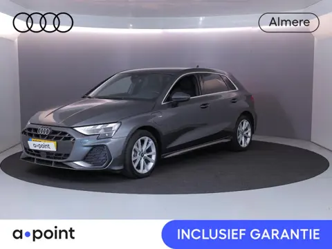 Audi A3 Sportback 40 TFSI e S edition 204 pk S-tronic | Verlengde garantie | Navigatie | Parkeersens