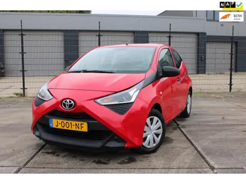 Toyota Aygo 1.0 VVT-i x-fun Airco Bluetooth
