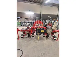 Agricola SN2 290 pneumatische precisiezaaimachine 4 rijen dubbel