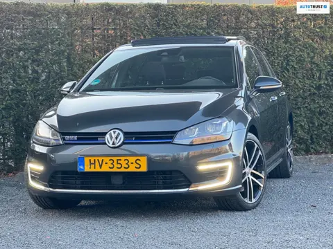 Volkswagen Golf 1.4 TSI GTE PDC V+A | LINE ASS | PANO | ACC | RIJKLAAR!
