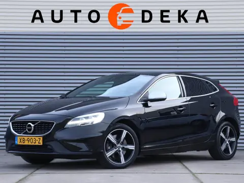 Volvo V40 1.5 T3 Polar+ Sport R-Design Automaat *Panodak*
