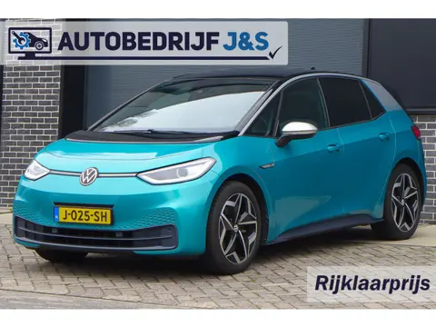 Volkswagen ID.3 First Plus 58 kWh incl. Fietsendrager | Trekhaak SOH 90% Rijklaarprijs! | 12 Maanden