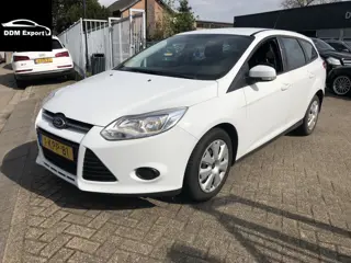 Ford FOCUS Wagon 1.0 EcoBoost Trend Navi/Airco/Carkit - for B2B or for export!