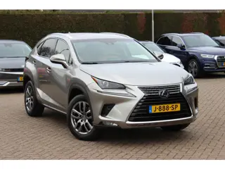 Lexus NX 300h AWD Luxury Line / Trekhaak / Camera / Leder / Keyless / 18'' / Navigatie / Stoelverwar