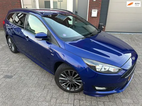 Ford Focus Wagon 1.0 ST-Line / Navi / PDC / Clima