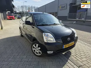 Kia Picanto 1.0 EX AIRCO 5 DR APK rijd goed