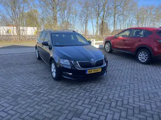 Škoda Octavia Combi 1.0 TSI Greentech Ambition Business TREKHAAK CRUISE NAVI CARPLAY