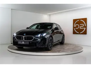 BMW 1-serie 120 Sport Premium 157PK | Facelift | Laser | Carplay | Comfort | Fabrieksgarantie