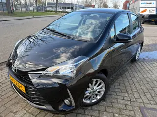 Toyota Yaris 1.0 VVT-i ASPIRATION 2017 NAVI CARPLAY CAMERA AIRCO LANE ASSIST