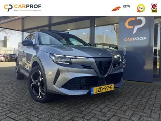 Alfa Romeo Junior 1.2 Turbo 145PK Hybrid Ibrida Speciale PANO / SABELT / ADAPT. CRUISE