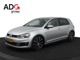 Volkswagen Golf 1.2 TSI Business Edition | Parkeercamera | Parkeersensoren | Stoelverwarming | Apple