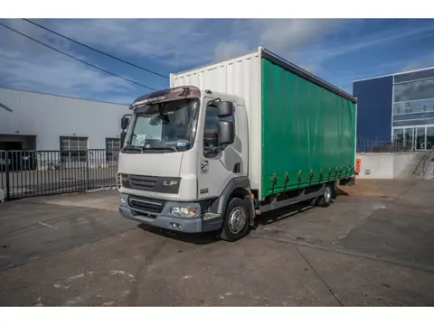 DAF LF 45.180 - 61 000 KM (bj 2008, automaat)