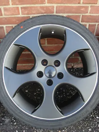 18 Inch GTI Black Velgen en Banden Steek 5x112