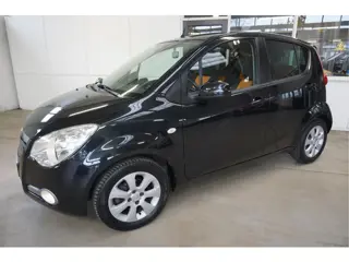 Opel Agila 1.2 Black Airco - APK 01-04-2027 (bj 2009)