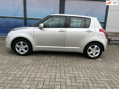 Suzuki Swift 1.3 GLS - airco - 5 deurs