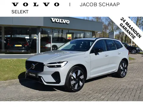 Volvo XC60 T6 AWD 350PK Plug-in Hybrid Ultimate Dark / Head-Up / Trekhaak / Blis / 360 Camera / Schu
