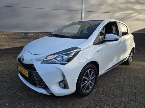 Toyota Yaris 1.5 Hybrid Y20 Exclusive Edition, Trekhaak, Stoel verwarming