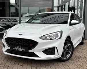 FORD FOCUS 1.0 ECOBOOST ST-LINE AUTOMAAT NAVI PDC-CAMERA WINTERPACK.