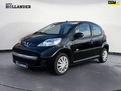 Peugeot 107 1.0-12V Millesim 200*Airco