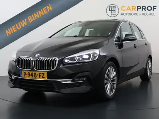 BMW 2-serie Active Tourer 218i Pano | Trekhaak | Camera |  NAP