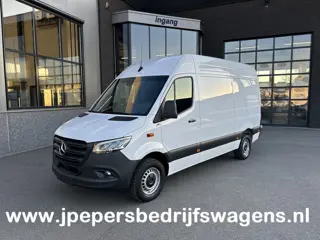 Mercedes-Benz Sprinter 317 CDI L2 H2 Pro LED / MBUX / Navigatie / Camera / Parkeersensoren / Cruise 