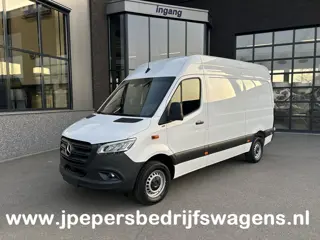 Mercedes-Benz Sprinter 317 CDI L2 H2 Pro LED / MBUX / Navigatie / Camera / Parkeersensoren / Cruise 