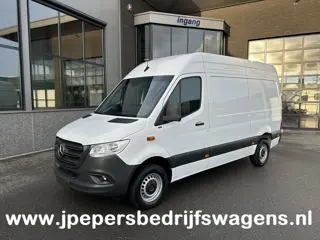 Mercedes-Benz Sprinter 317 CDI L2 H2 Pro Facelift / MBUX / Navigatie / Camera / Geveerde stoel / Cru