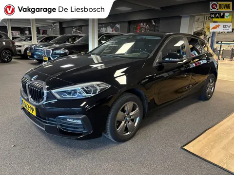 BMW 1-serie 118i Executive Edition,navi,apple carplay,media,pdc,orig ned,cruisec,