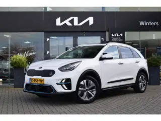 Kia e-Niro DynamicPlusLine 64 kWh | Trekhaak | Navigatie | Stuur- & Stoelverwarming | Camera | Tot 1