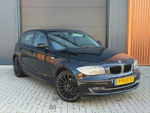 BMW 1-serie 116i Introduction|Stoelverwarming|Parkeersensoren