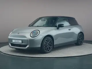 MINI Electric Cooper E Favoured M 40.7 kWh SEAF | Panoramadak | Head-Up Display | Adaptive LED | Sto