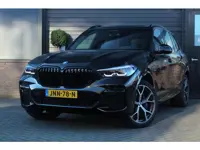 BMW X5 xDrive45e M-Sport Skylounge | Panoramadak | Soft Close | Mee sturende achteras | Adaptief| Hi
