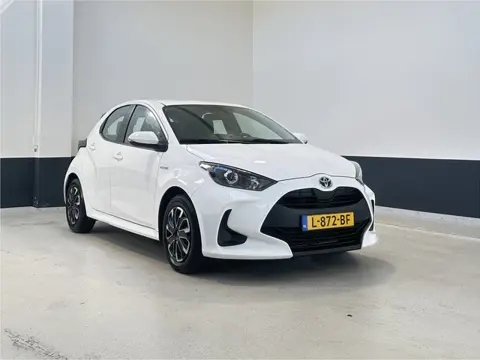 Toyota Yaris 1.5 Hybrid Active | Camera | Carplay/ Android Auto| PDC | NL | 2 EIg|