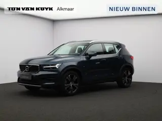 Volvo XC40 2.0 T4 Inscription / Trekhaak / Panoramadak / 360 Camera / Elektrisch Verst. Stoelen / Ad