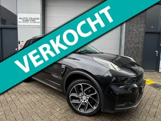 Lynk & Co 01 1.5 Black Edition [Pano | Keyless | Memory | StoelVW | Draadloze telefoonlader]