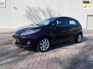 Ford Fiesta 1.4 Ghia 5 deurs airco 2010 NL auto 1e eigenaar
