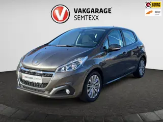 Peugeot 208 1.2 Signature | Cruise | Clima | Camera | All-Season Banden | IsoFix | PDC Achterzijde |