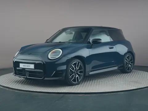 MINI Cooper E John Cooper Works M 40.7 kWh SEAF (bj 2025)