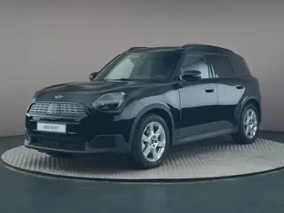 MINI Countryman E Blackyard 66.5 kWh SEAF Stoelverwarming | Headup display | achteruitrijcamera |