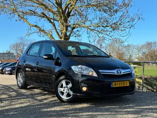 Toyota Auris 1.8 Full Hybrid Business | Cruise + Clima nu € 4.975,-!!!