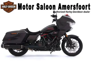 Harley-Davidson FLTRXSTSE ROAD GLIDE CVO ST / ROADGLIDE