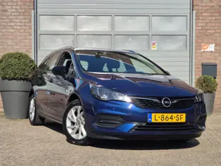 Opel Astra Sports Tourer 1.2 Business Elegance Dealer onderhouden!