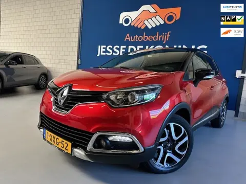 Renault Captur 1.2 TCe Helly Hansen automaat / bj.2014 / sportvelgen / climate/ half leder / trekhaa
