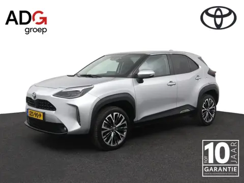 Toyota Yaris Cross 1.5 Hybrid Adventure | Stoel en stuurverwarming | 360 graden camera | Panoramadak