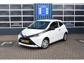 Toyota Aygo 1.0 VVT-i x-now AIRCO Wordt met nieuwe APK geleverd